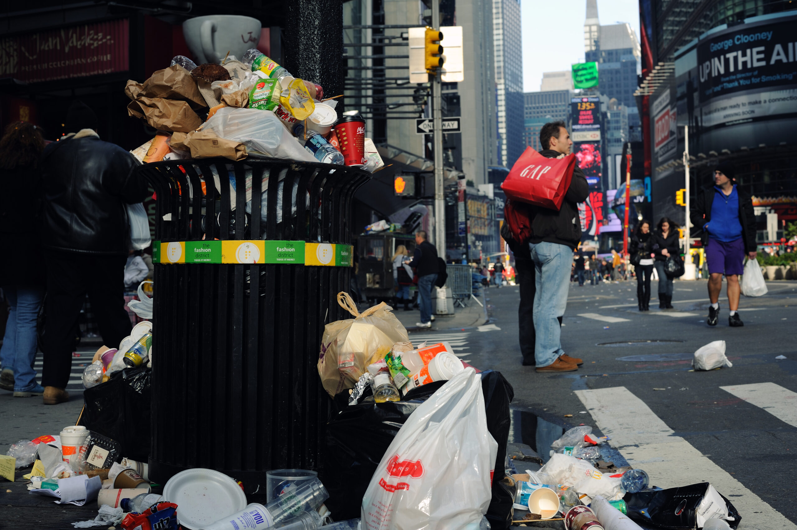 мусор в нью йорке на улицах