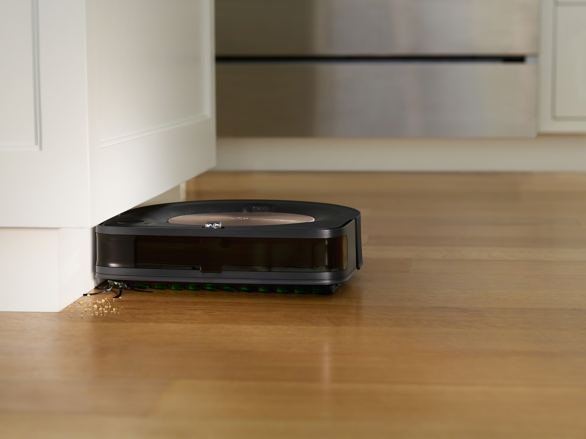 new flagship robot is an expensive way clean your home's