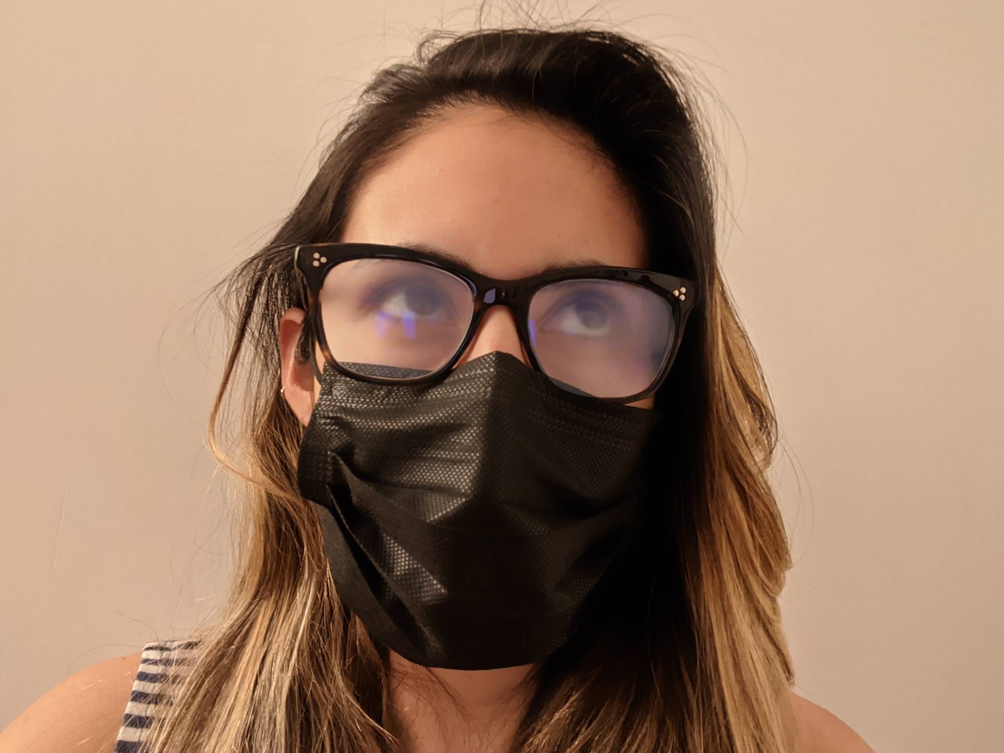 How to Keep Glasses from Fogging With a Mask: 6 Helpful Tips