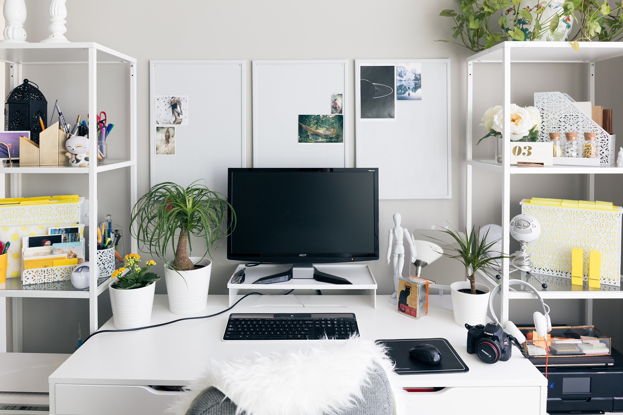 10 Cool, Must-Have Desk Accessories to Help Organize and Inspire