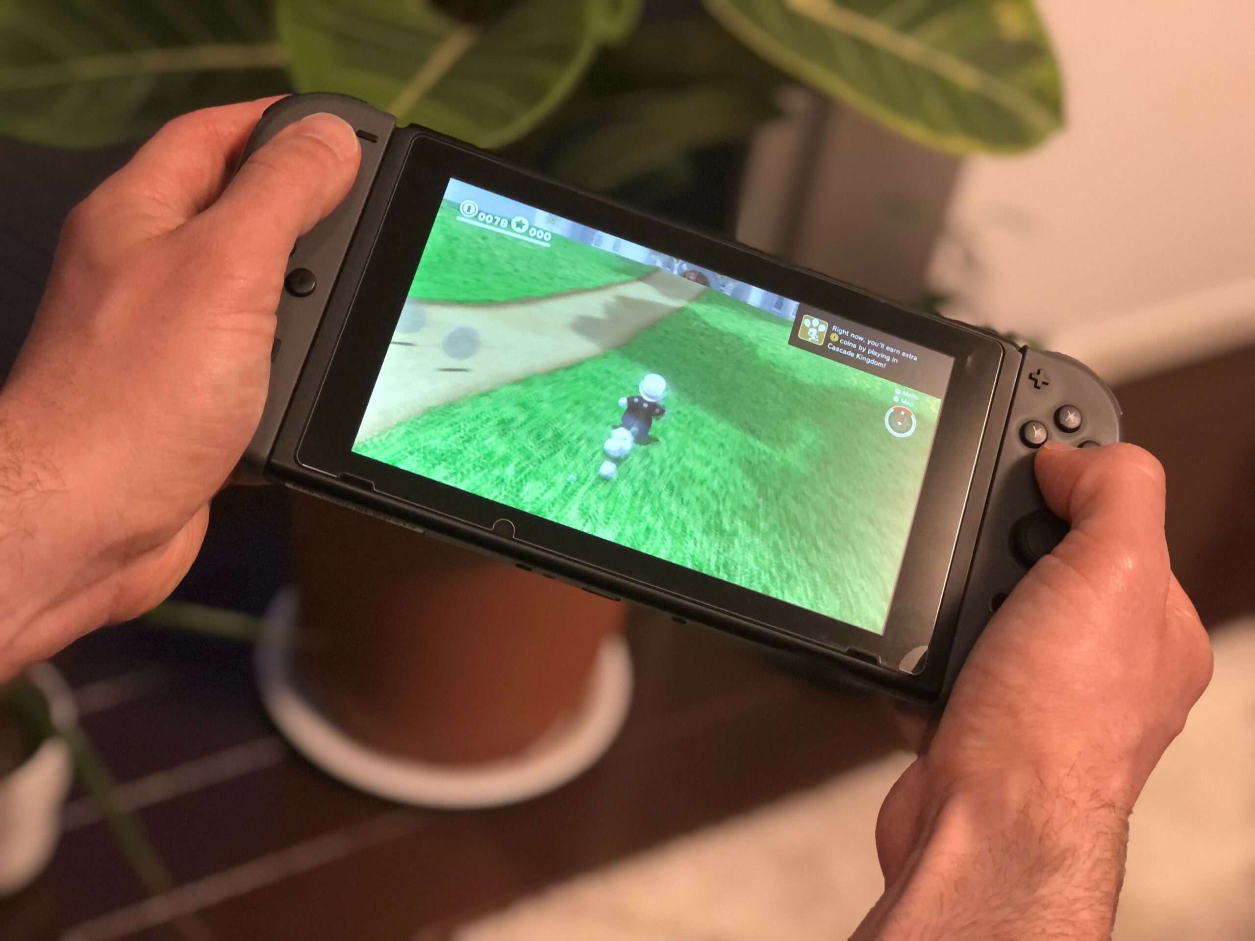 The $200 Version of the Nintendo Switch Is Great: REVIEW