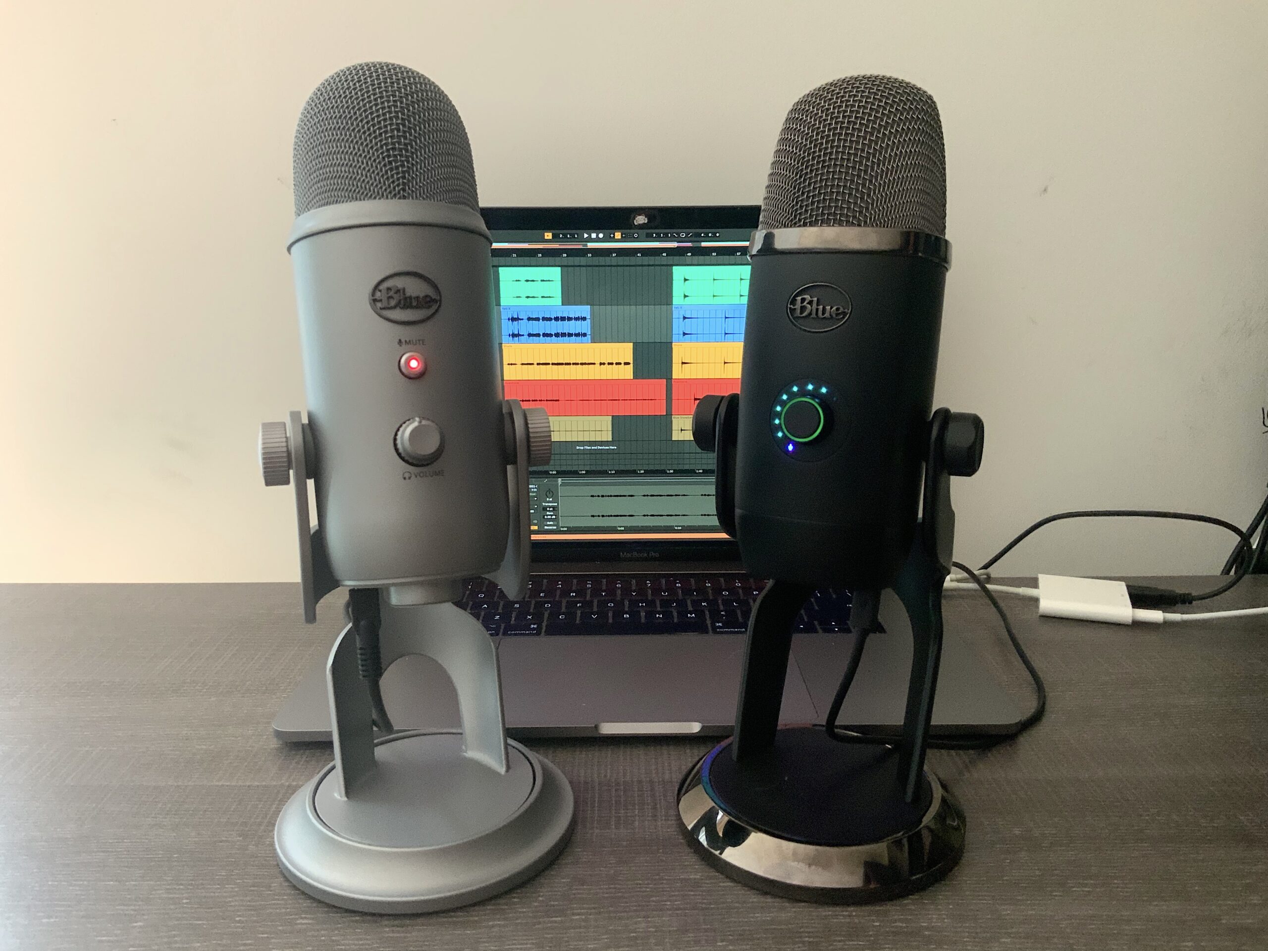Blue Yeti X Streaming Microphone - Black Out 
