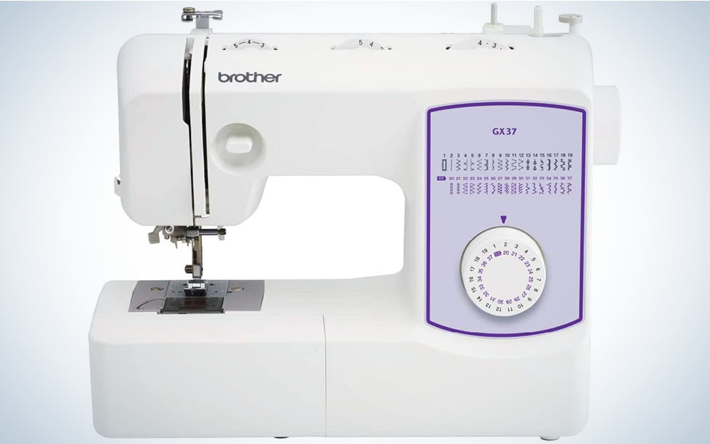 Brother CS7000X Review 2022, Feature Rich Computerized Sewing Machine