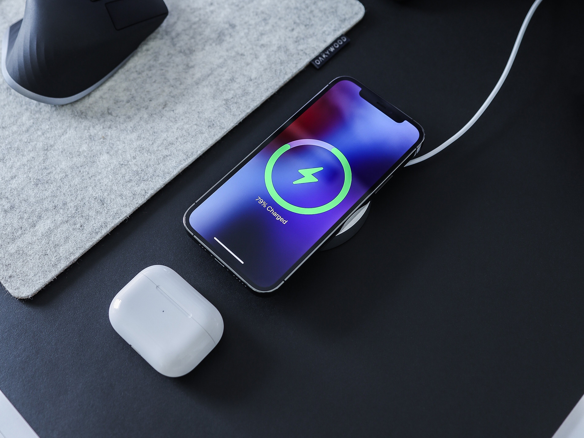 Wired vs wireless charging: Which is faster and why?