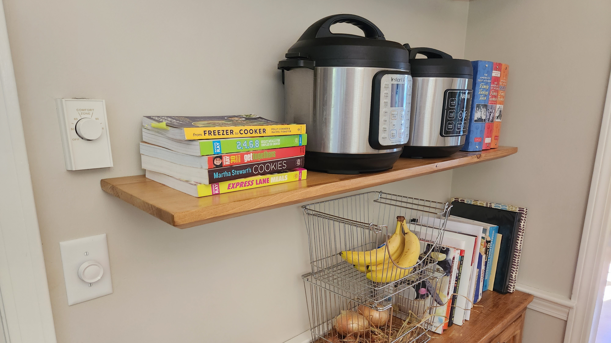 Wall-Mounted Utility Shelf, Woodworking Project