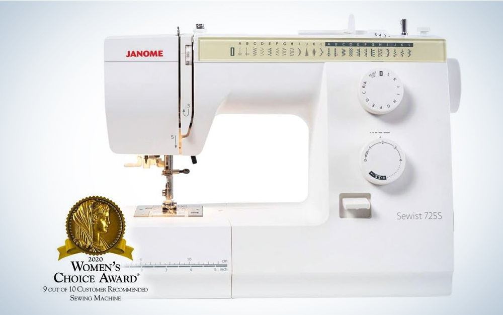 Best Singer Sewing Machines for Beginners: Top 6 (2023)