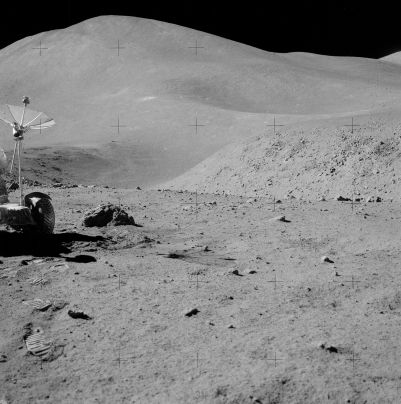 7 easy ways you can tell for yourself that the moon landing really happened