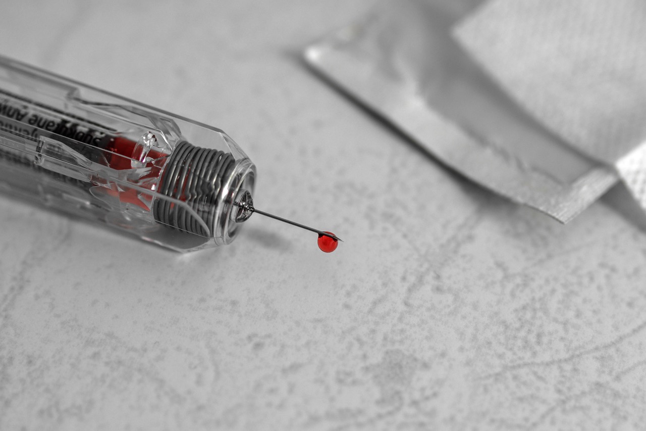 needle with blood