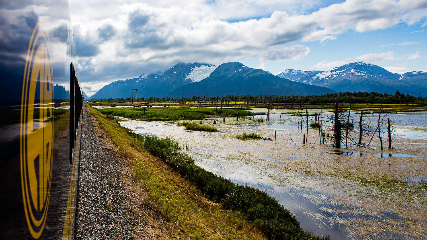 Train ride in Alaska by Stan Horaczek