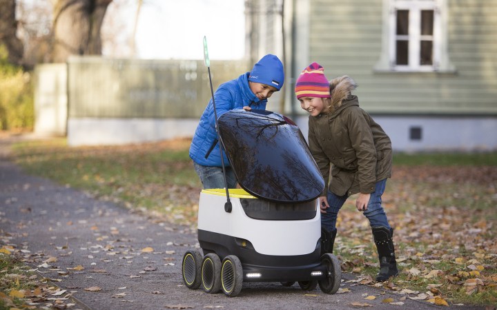 Robotic food delivery is rolling into the United States in February