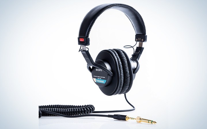  Sony MDR7506 monitor headphones best office headphones on a budget