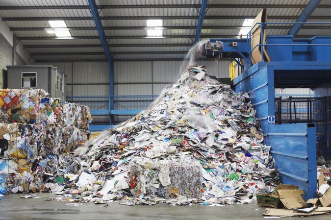 waste recycling machine