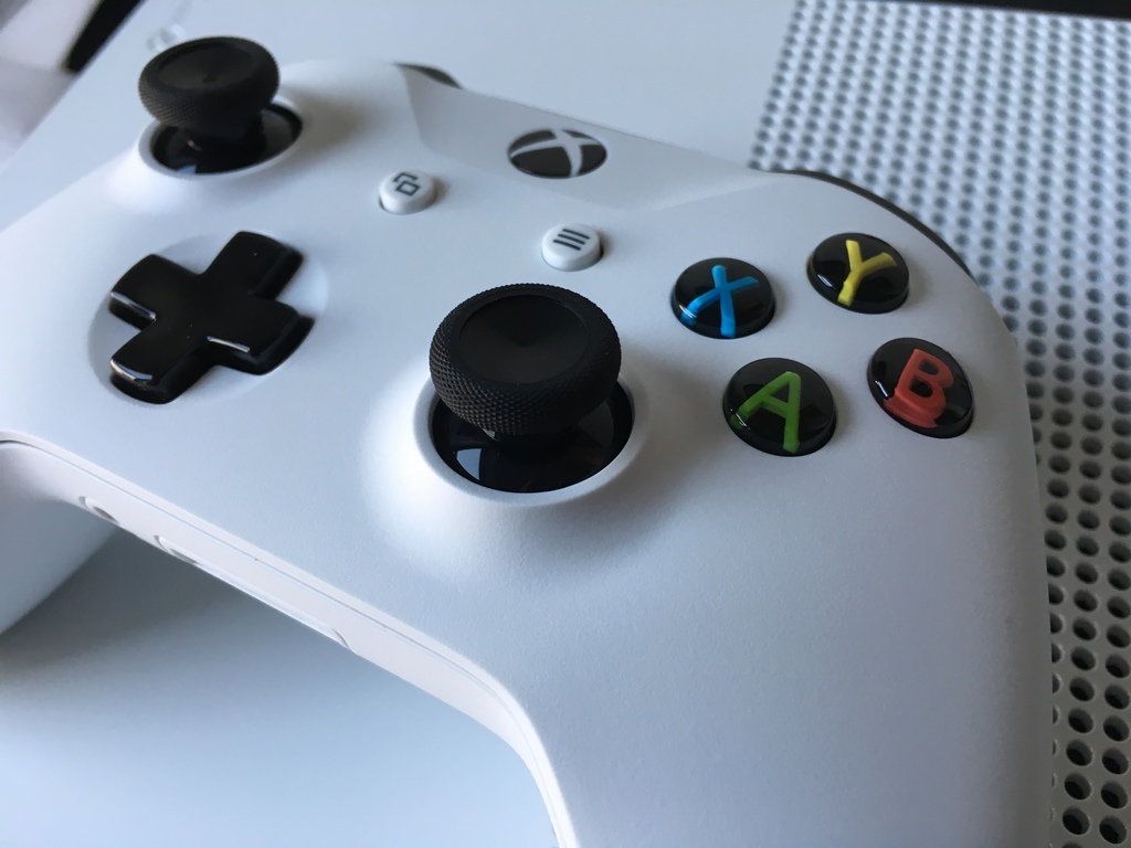 Xbox One S Review