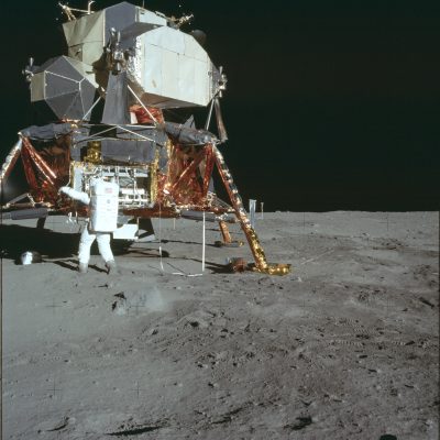 How Apollo 11's astronauts spent their 22 hours on the moon