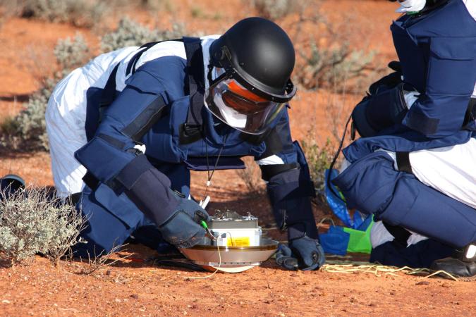 JAXA Team Starts to Pry Open Hayabusa Asteroid-Sample Capsule, Finds Whiff of Gas