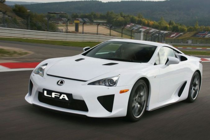 Lexus LFA Debuts in Tokyo: A Big-Bucks Toyota Supercar