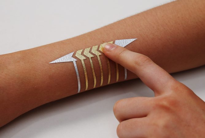 MIT Researchers Make Interactive Glowing Gold-Leaf Jewelry