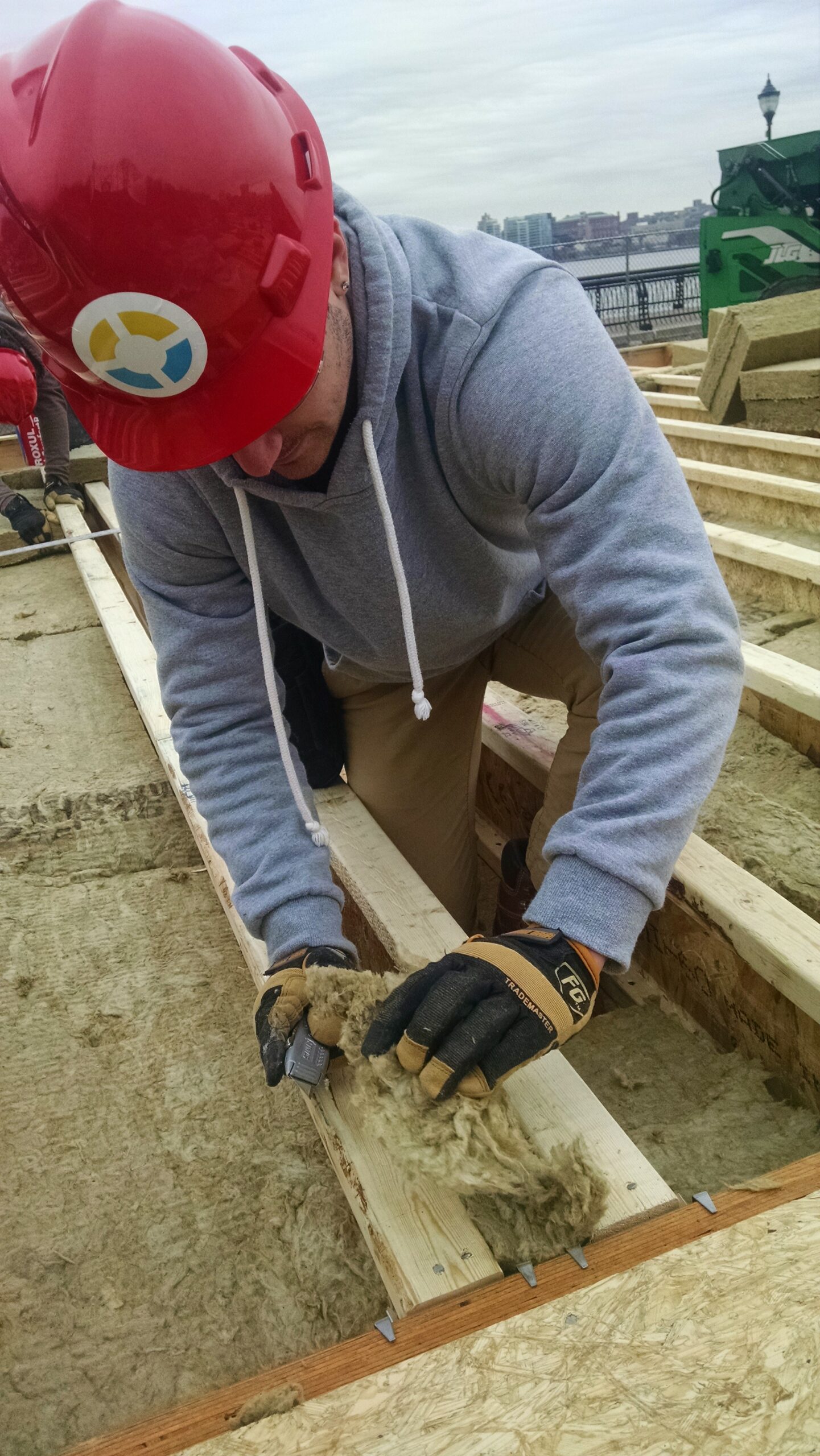 Worker filling all smaller cavities