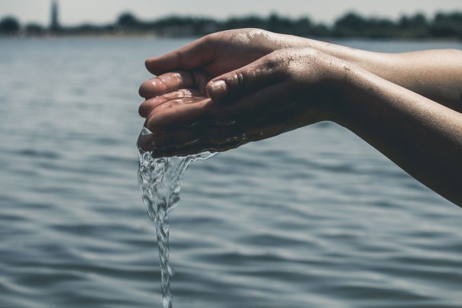 Michigan health director charged with involuntary manslaughter due to Flint water woes