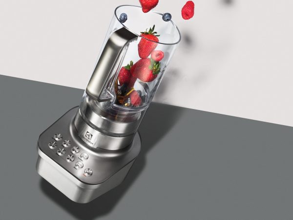 This Tilted Blender Makes Smoother Smoothies