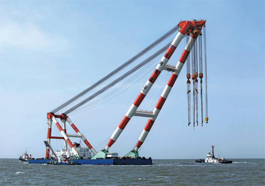 Giant Floating Crane Searching For Clues to Korean Maritime Disaster