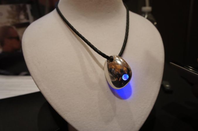 CES 2014: Does Smart Jewelry Take Wearable Tech Too Far?