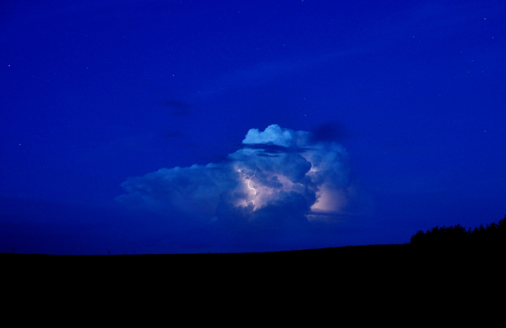 lightning in thunderhead