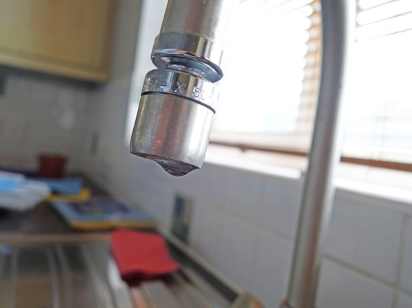 How to fix a leaky faucet