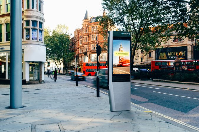 UK’s Iconic Red Telephone Boxes Will Be Replaced With Wi-Fi Kiosks