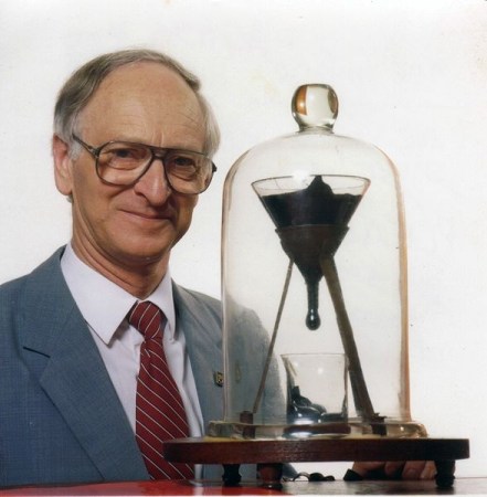 Pitch Drop Experiment Scientist Dies Without Ever Seeing A Drop Fall