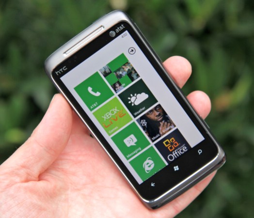 Windows Phone 7 Review: Once More, With Feeling