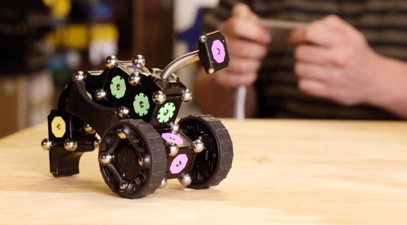 The Modular Robots Are Coming, One Toy At A Time