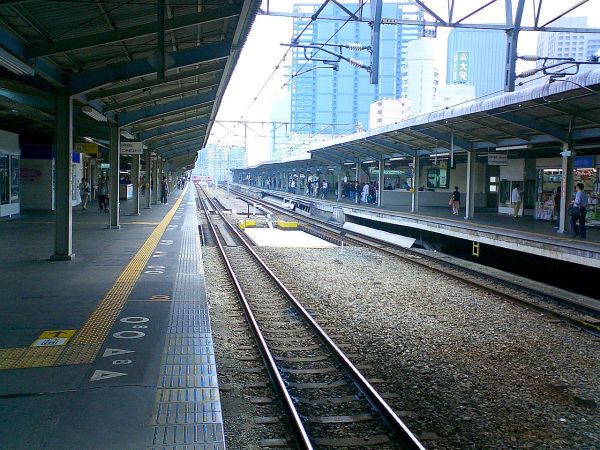 New Cameras In Japan Can Detect Drunks At Train Stations
