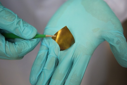 Good News For Flexible Electronics: Scientists Invent A Stretchy Gold Conductor