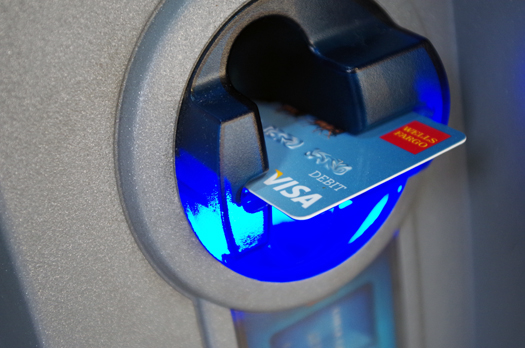 Thieves Stole $45 Million From ATMs Because The U.S. Uses Absurd 40-Year-Old Technology