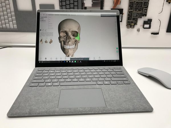 Microsoft Surface Laptop