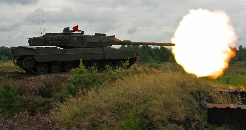 A German Leopard 2A6 Tank