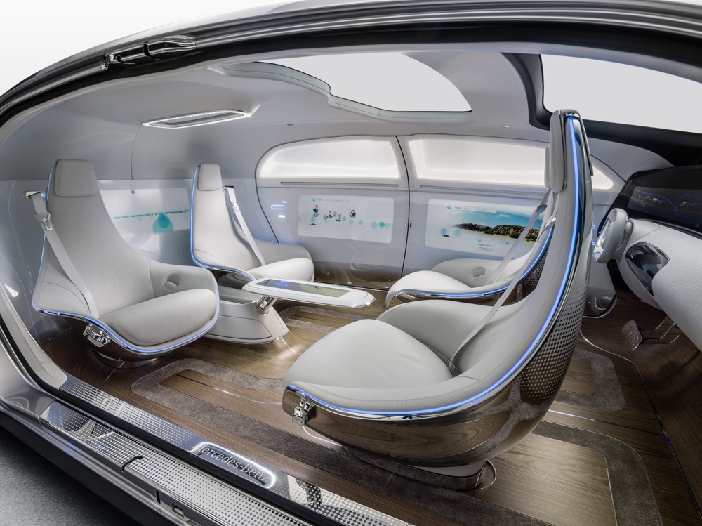 Mercedes-Benz F 015 Luxury in Motion interior