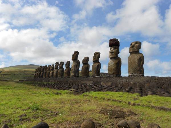 We may finally know how Easter Island’s giant statues got their jaunty stone hats