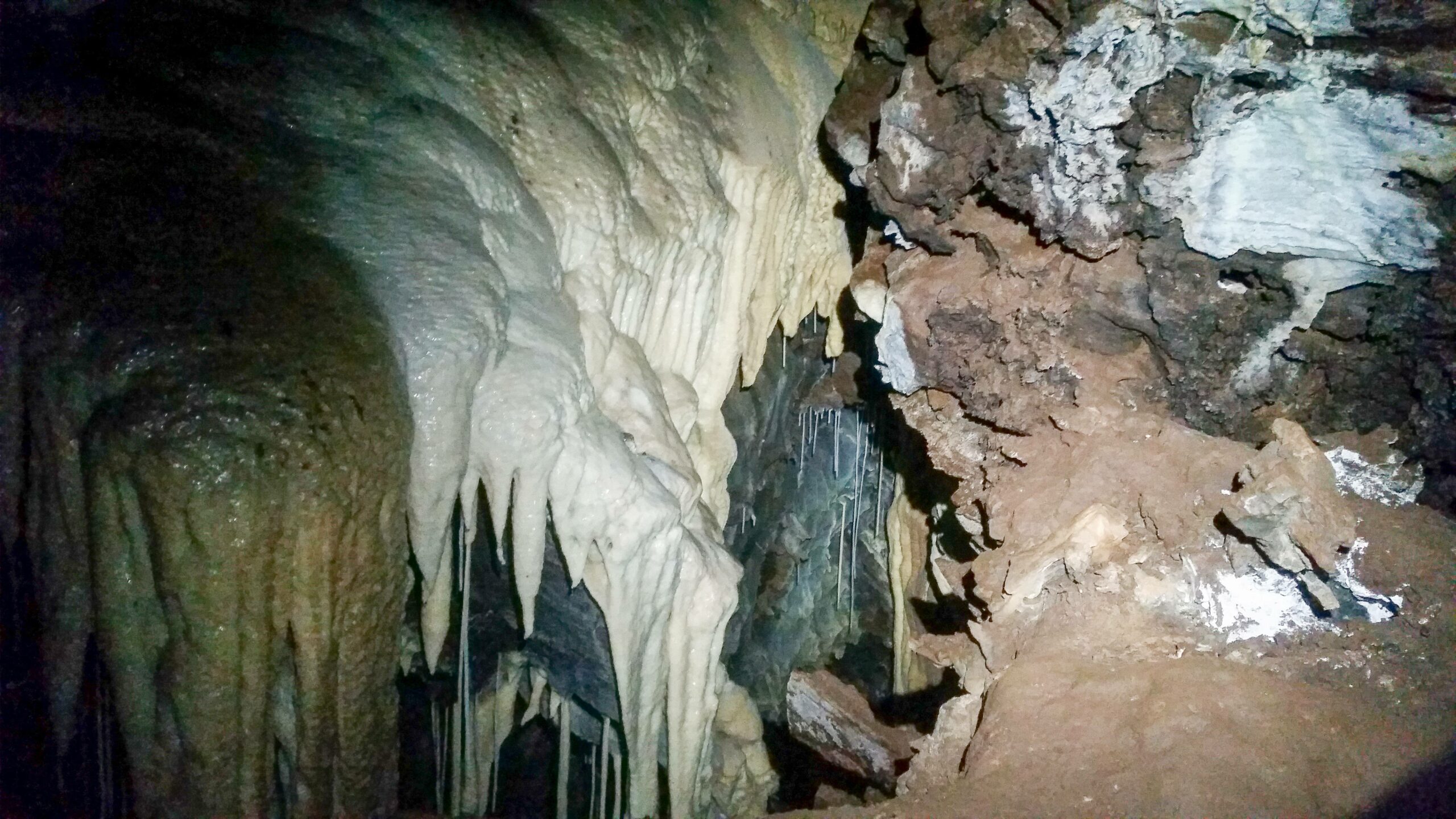 iron curtain cave