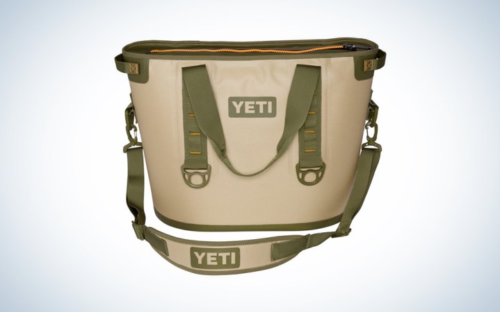  YETI Hopper TWO Portable Cooler