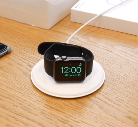 You Can Now Charge Your Apple Watch On A Fancy Magnetic Dock