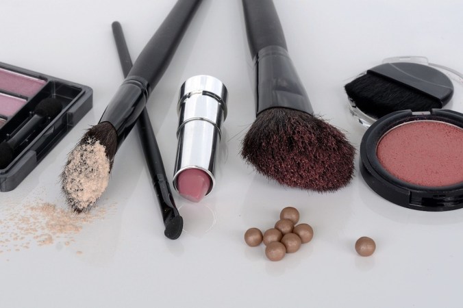 The chemicals in your cosmetics aren’t regulated