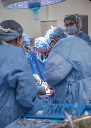 Cleveland Clinic Performs First Uterus Transplant In The U.S.