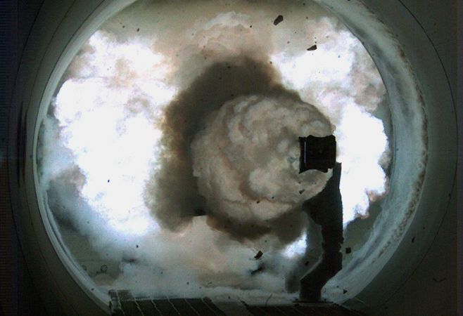 Navy Wants Better Railguns And Laser Weapons By 2020