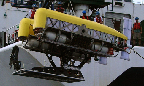 Unmanned Sub Dives the Marianas Trench on a Hair-Thin Tether