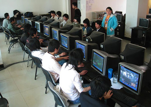 Chinese Prisoners Forced to Virtually Farm Gold in Video Games