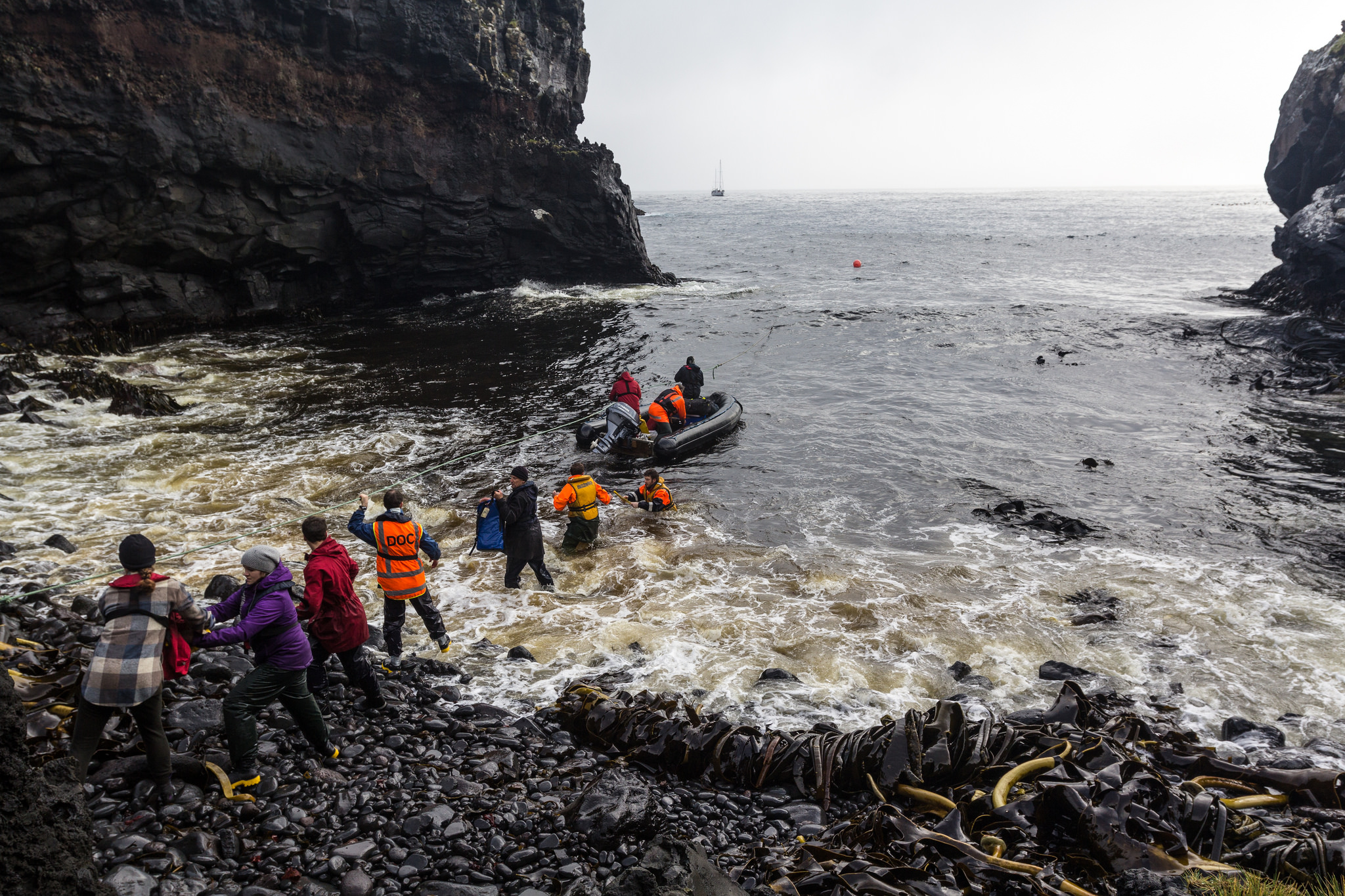 unloading gear antipodes