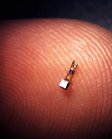 Wireless ‘Neural Dust’ Could Monitor Your Brain