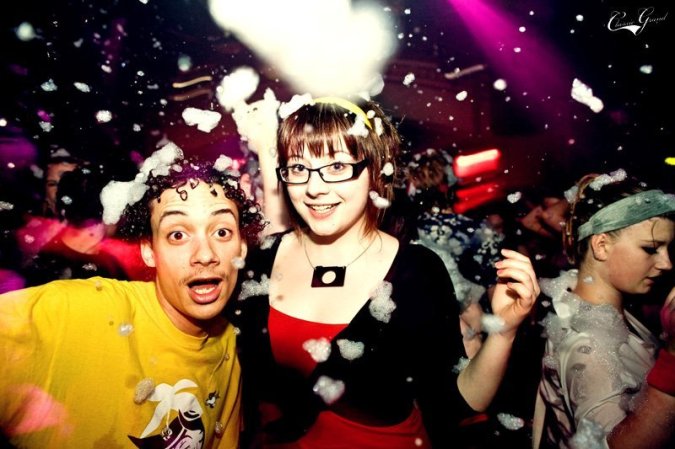 Foam Party Causes Corneal Abrasion And Vision Problems